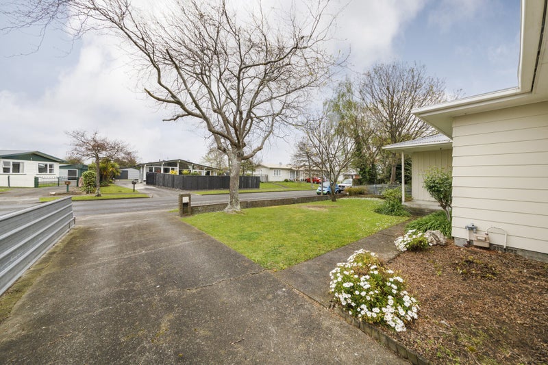 3 Abraham Crescent, Milson, Palmerston North - Carousel 16