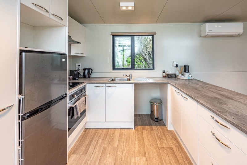 43 Seafront Road, Castlecliff, Whanganui - Carousel 2