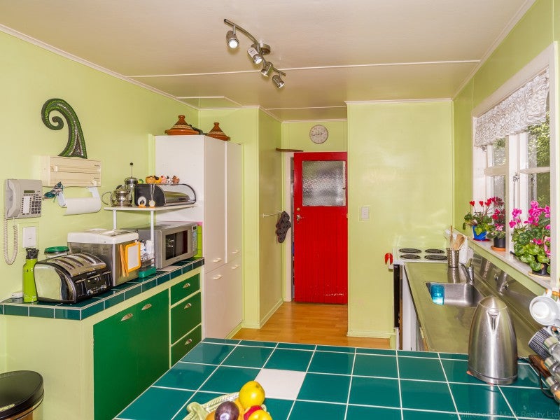 19 Molloys Road, Te Marua, Upper Hutt - Carousel 26