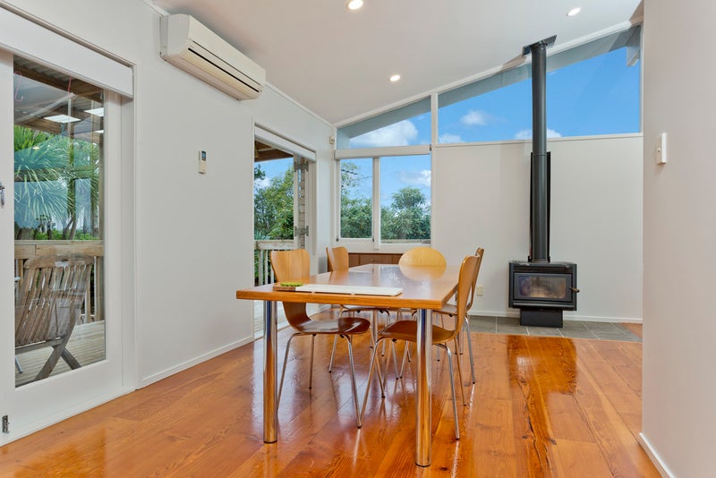 21 Gretel Place, Hillcrest, Auckland - Carousel 2