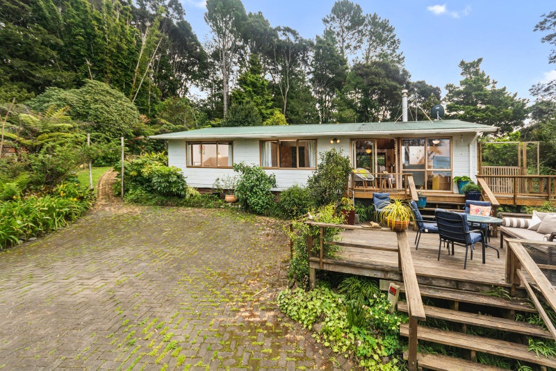 655 Huia Rd, Parau, Auckland - Carousel 1