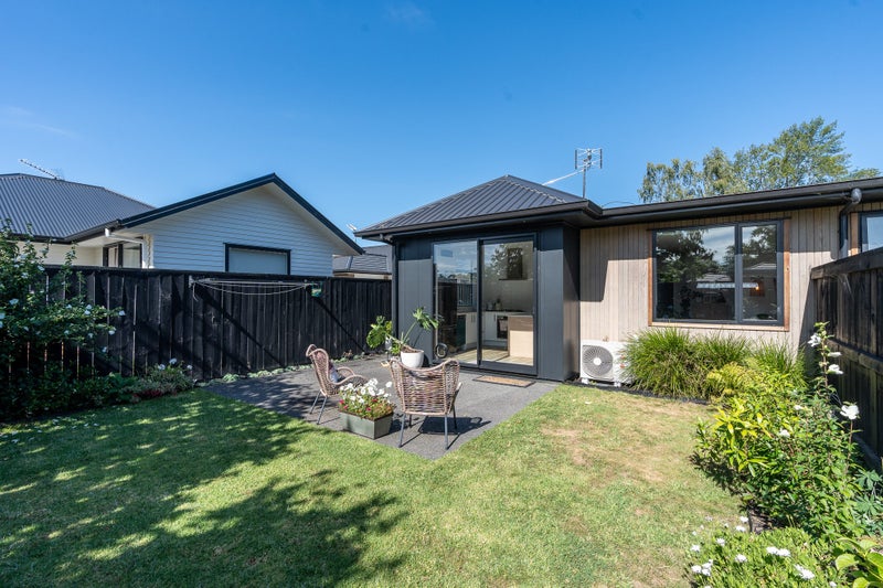 1/4 Keitha Place, Glenview, Hamilton - Carousel 1