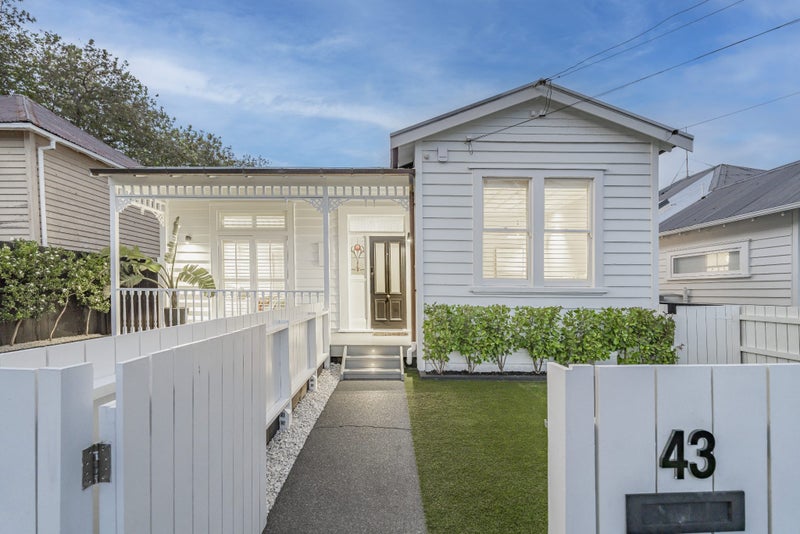 43 Sherwood Avenue, Grey Lynn, Auckland - Carousel 2
