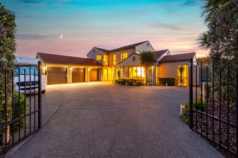 9 Belle-Mer Place, Gulf Harbour, Whangaparaoa - Carousel 1