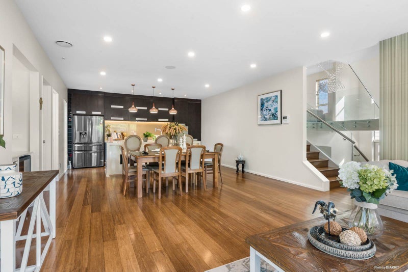 62 Huntington Park Drive, Greenhithe, Auckland - Carousel 2
