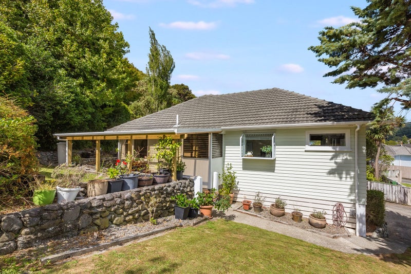 37 McKillop Street, Wainuiomata, Lower Hutt - Carousel 2