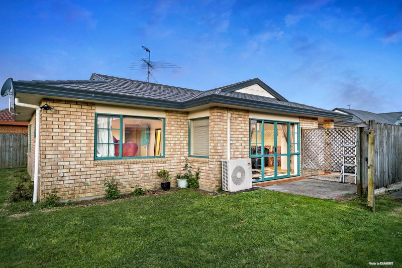 28 Abiru Crescent, Favona, Auckland - Carousel 1