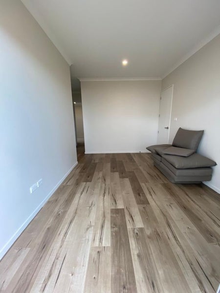 4 Drumnaconagher Road, Flat Bush, Auckland - Carousel 2