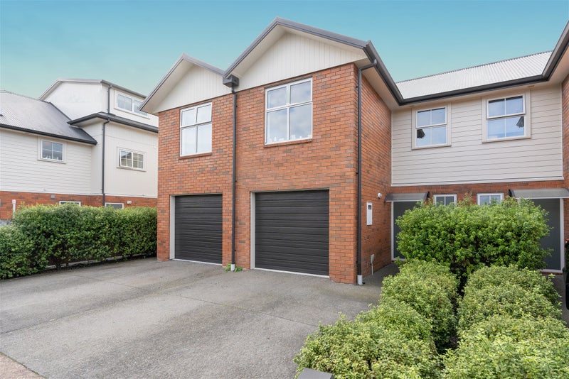 14 Chiefs Court, Hamilton East, Hamilton - Carousel 10