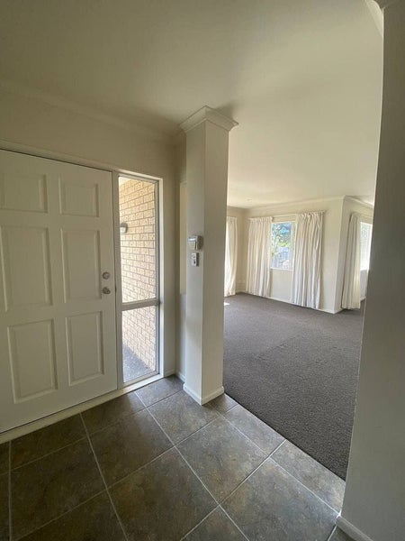 44 Wayne Francis Drive, East Tamaki, Auckland - Carousel 16