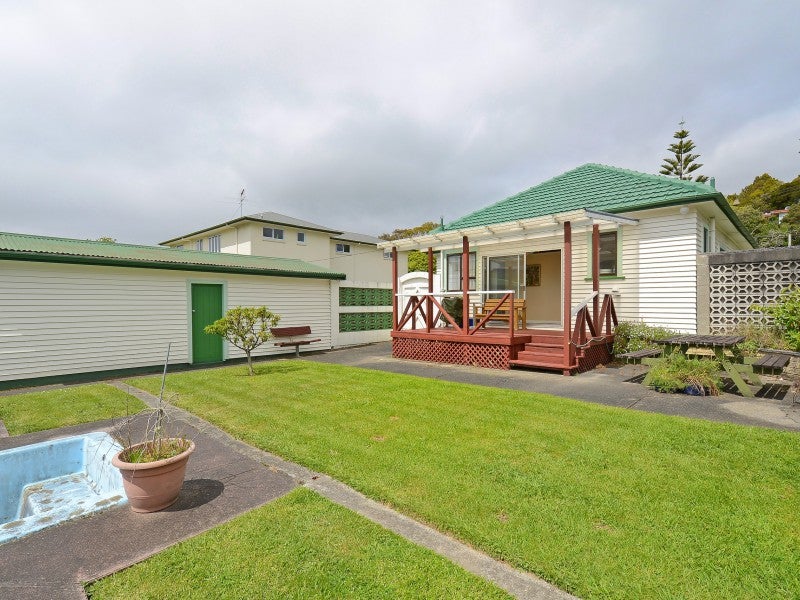 49 Heretaunga Square, Silverstream, Upper Hutt - Carousel 2