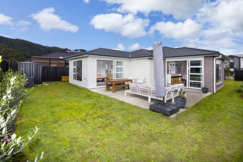 99 Mawai Hakona Drive, Wallaceville, Upper Hutt - Carousel 2