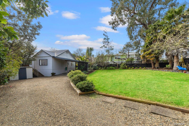 33 Melba Street, Beach Haven, Auckland - Carousel 2
