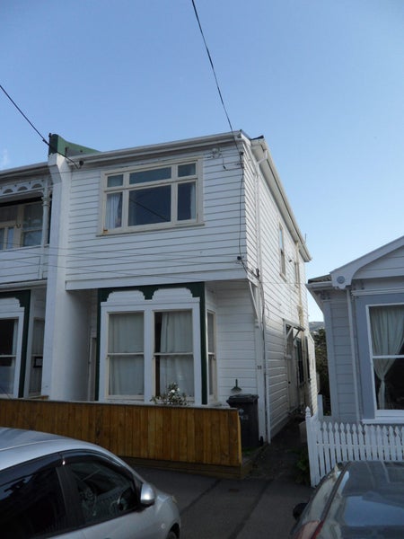 18 Hiropi Street, Newtown, Wellington - Carousel 26