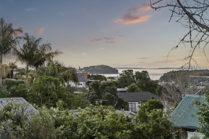 112A Coates Avenue, Orakei, Auckland - Carousel 2