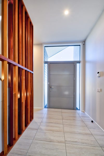 5 Ken Douglas Drive, Aotea, Porirua - Carousel 2