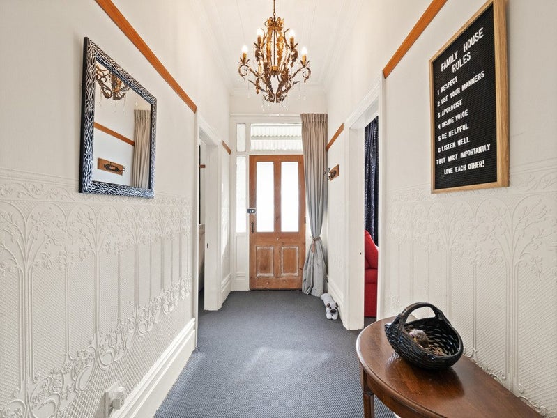 17 Stanley Street, Kenmure, Dunedin - Carousel 2