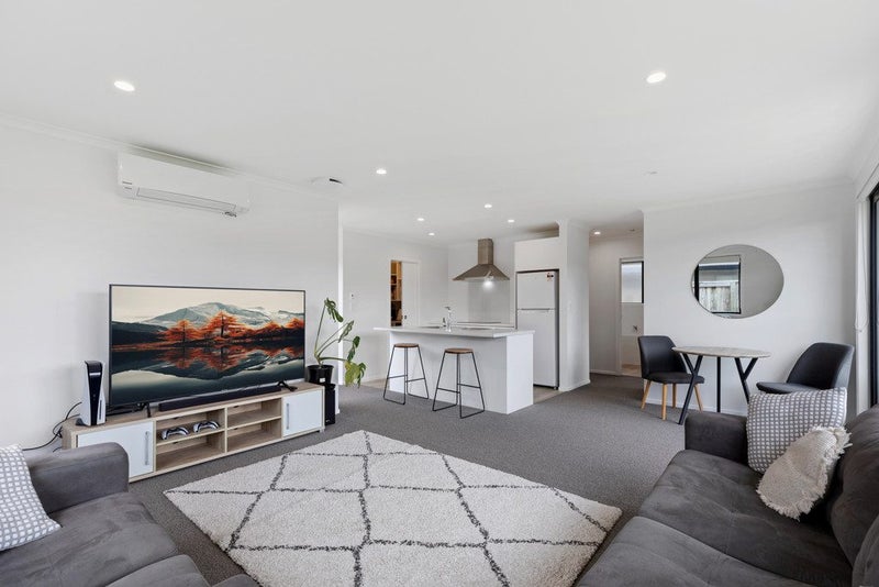 24 Furlong Road, Papamoa - Carousel 2