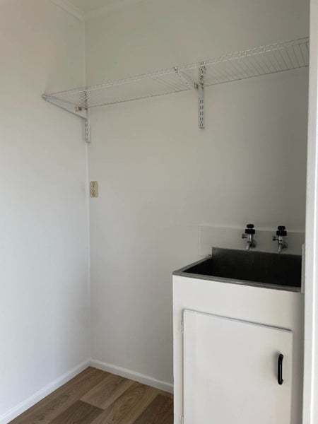 1/18 Mount Smart Road, Royal Oak, Auckland - Carousel 11