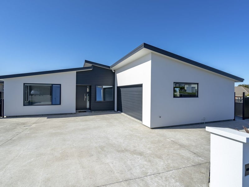 2 Kew Place, Corstorphine, Dunedin - Carousel 1