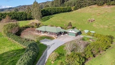 86 Colletts Road, Mangaroa, Upper Hutt - Carousel 1