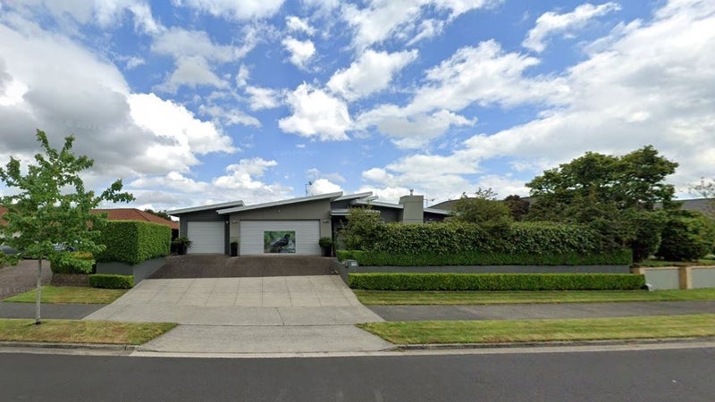 78 Huntington Drive, Huntington, Hamilton - Carousel 1