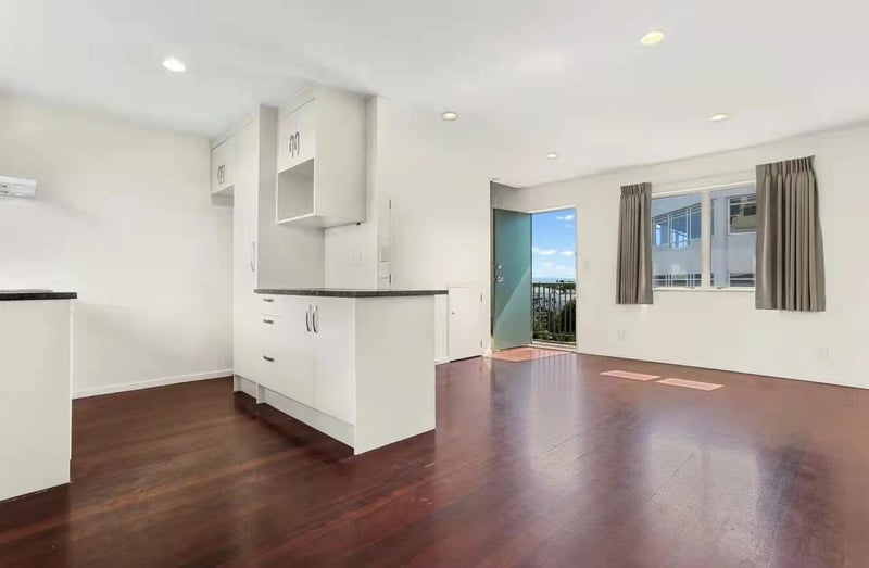 2D Diamond Street, Eden Terrace, Auckland - Carousel 2