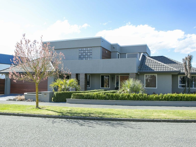 25 Kelvin Crescent, Allenton, Ashburton - Carousel 1