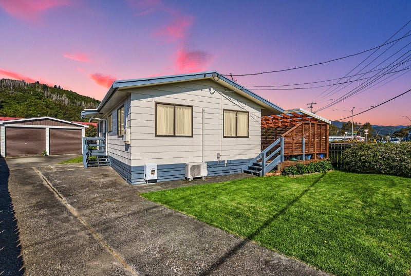 2 Wellington Road, Wainuiomata, Lower Hutt - Carousel 1