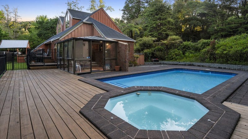 91 Hobson Road, Lucas Heights, Auckland - Carousel 1