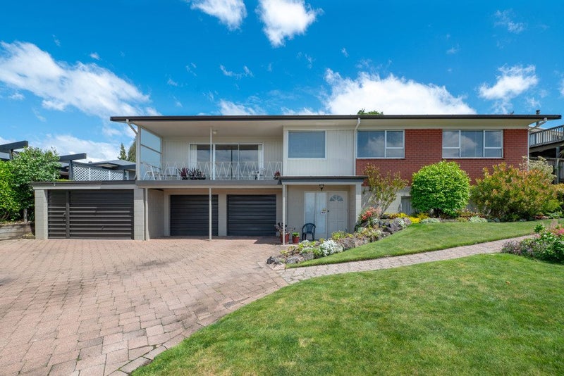 6 Gillam Crescent, Springfield, Rotorua - Carousel 1