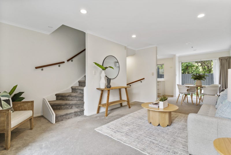 8/13 Kaihu Street, Northcote, Auckland - Carousel 2