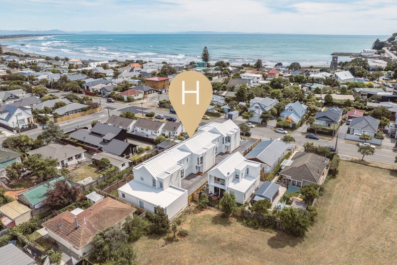 4/132 Nayland Street, Sumner, Christchurch - Carousel 1