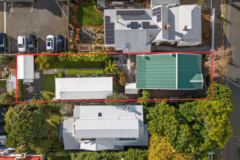 11 Buchanan Street, Devonport, Auckland - Carousel 20