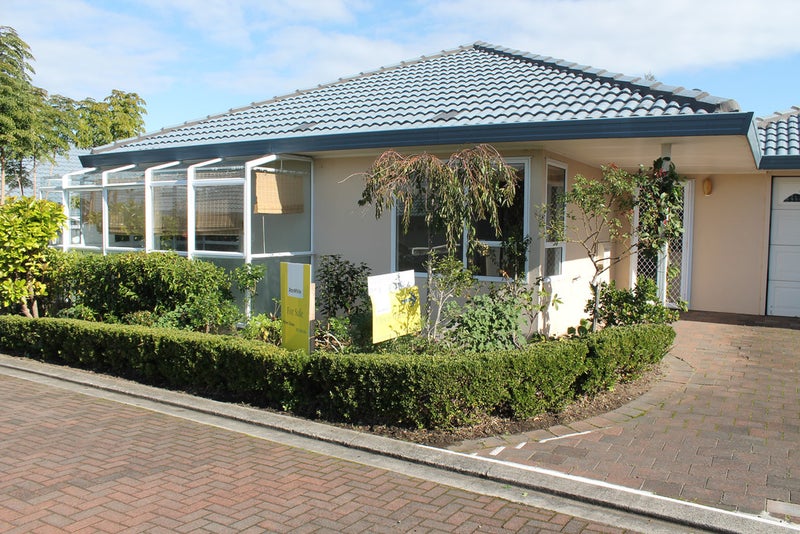 5/10 Gerard Way, Meadowbank, Auckland - Carousel 2
