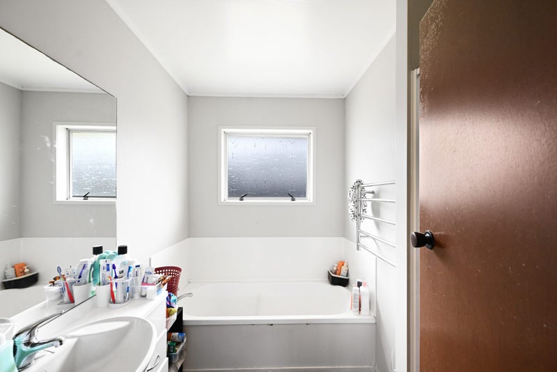 21 Cypress Crescent, Pukete, Hamilton - Carousel 10