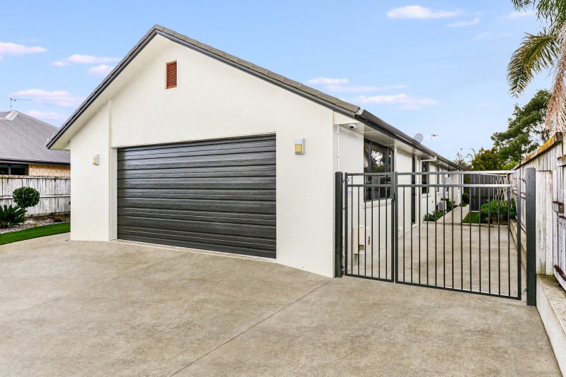 55 Palliser Drive, Huntington, Hamilton - Carousel 2