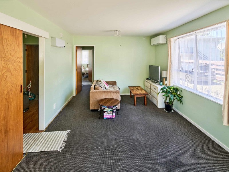 4/171 Queens Drive, Lyall Bay, Wellington - Carousel 2