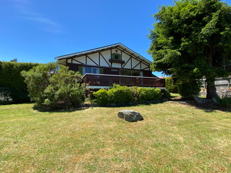 35 Cedar Drive, Kelvin Heights, Queenstown - Carousel 1