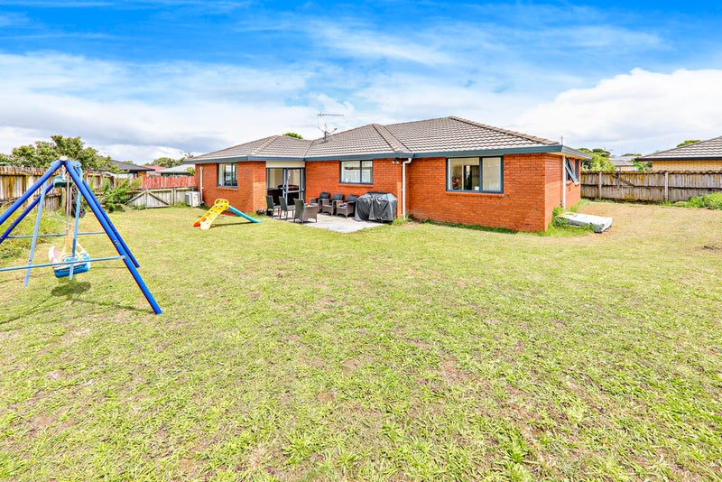 27 Glenveagh Park Drive, Weymouth, Auckland - Carousel 12