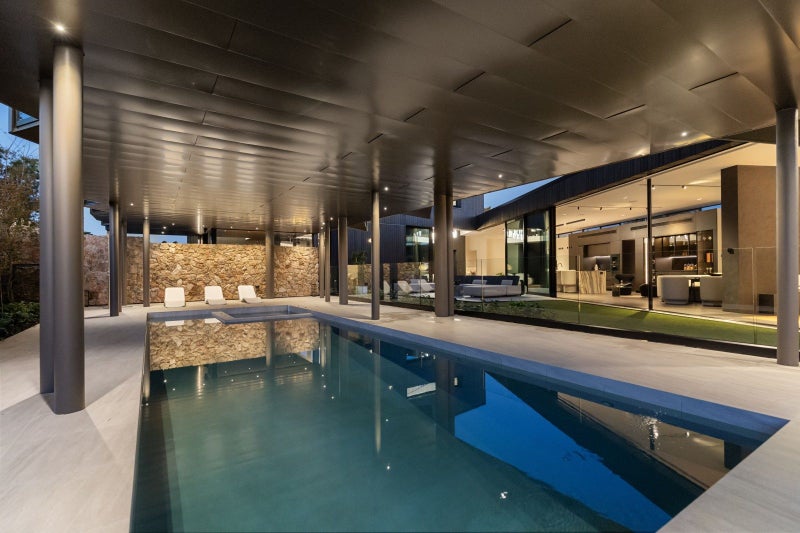 32 Tuhaere Street, Orakei, Auckland - Carousel 1