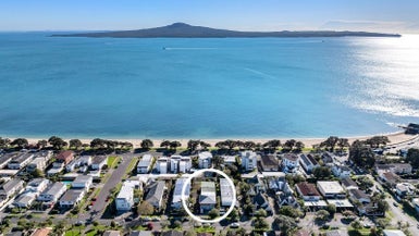 3/32 Speight Road, Kohimarama, Auckland - Carousel 1