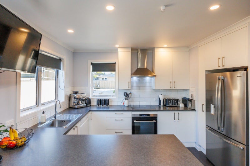 7A Denbigh Place, Awapuni, Palmerston North - Carousel 2