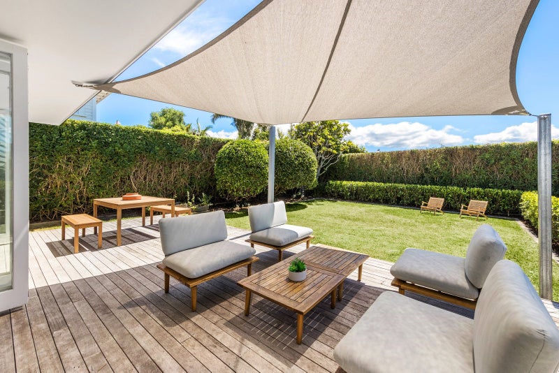 44 Chester Avenue, Westmere, Auckland - Carousel 1