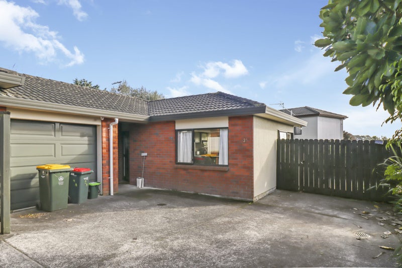 3 Ballyward Close, East Tamaki, Auckland - Carousel 1