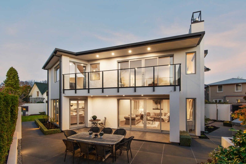 5 Denley Gardens, Avonhead, Christchurch - Carousel 1