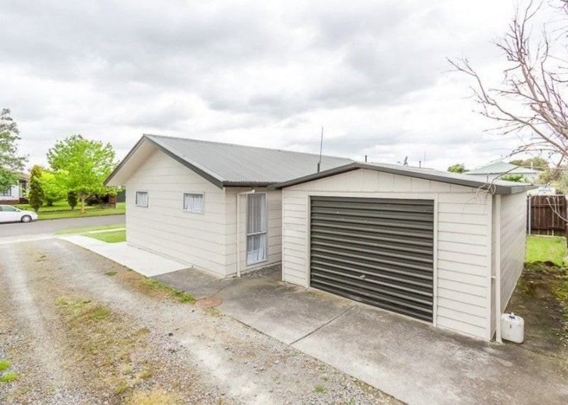 15A Leander Place, Milson, Palmerston North - Carousel 13