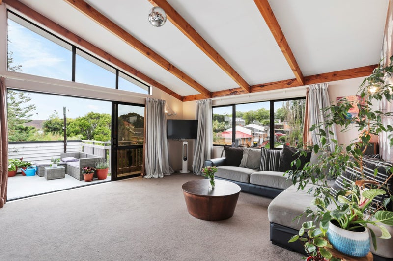 1/24 Willerton Avenue, New Lynn, Auckland - Carousel 2