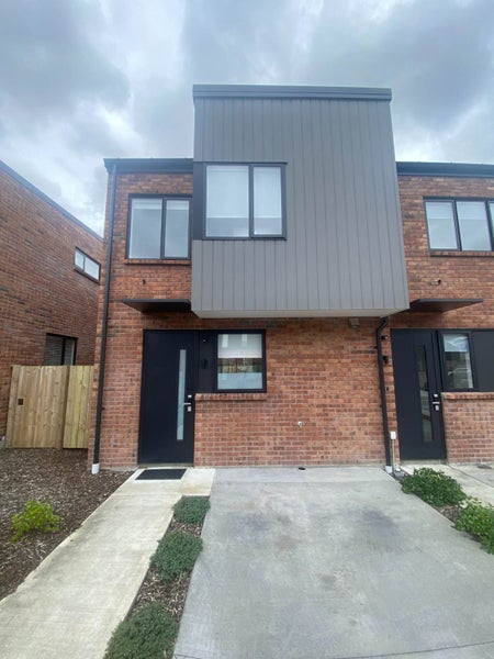 10 Kopiha Way, Mount Wellington, Auckland - Carousel 1