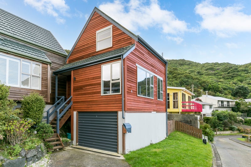 7 Ngarimu Grove, Ngaio, Wellington - Carousel 1